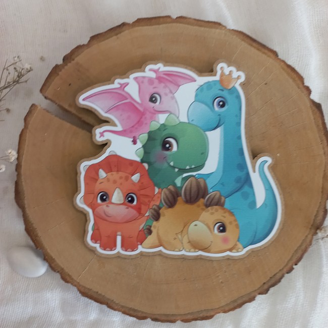 Ξύλινο προσκλητήριο βάπτισης 2 όψεων με θέμα Δεινοσαυράκια, δεινόσαυροι