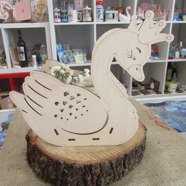 ΞΥΛΙΝΟ ΔΙΑΚΟΣΜΗΤΙΚΟ ΚΑΣΠΩ ΒΑΠΤΙΣΗΣ ΜΕ ΘΕΜΑ ΚΥΚΝΟΣ