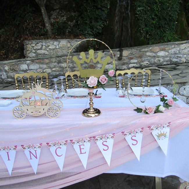 Μεταλλικός κύκλος με βάση , led φωτισμό και ξύλινη κορώνα