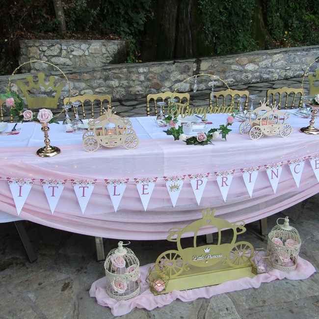 Μεταλλικός κύκλος με βάση , led φωτισμό και ξύλινη κορώνα