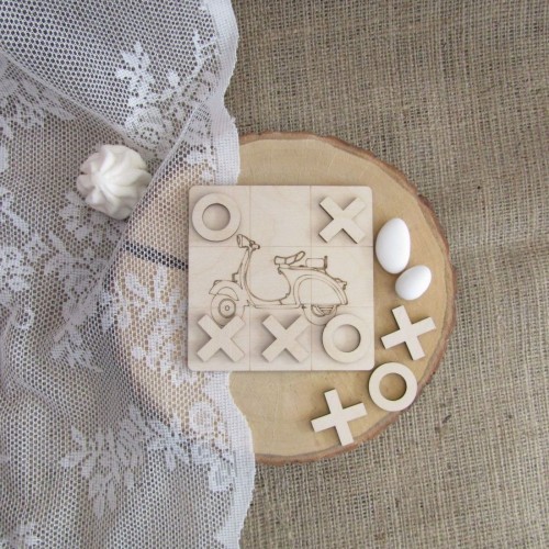 Ξύλινη τρίλιζα με θέμα Βέσπα για μπομπονιέρα βάπτισης