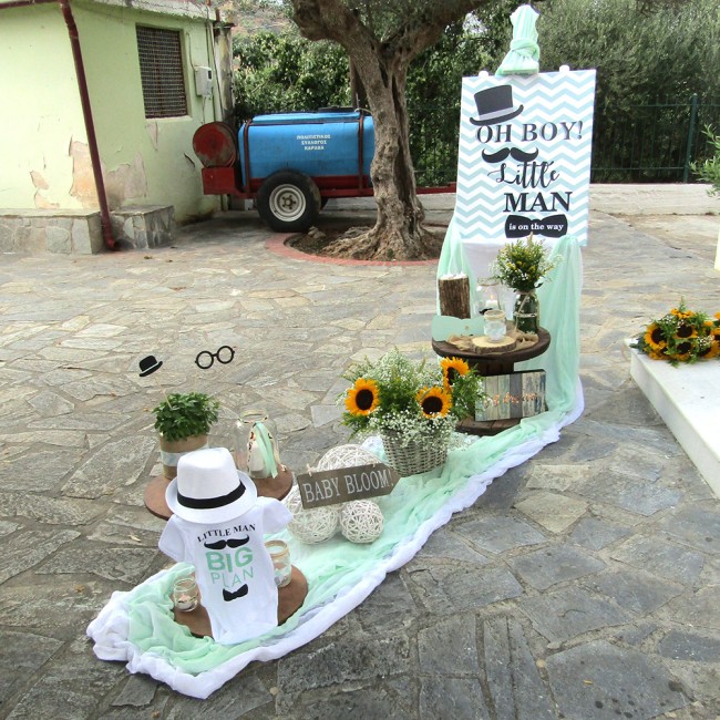 Τραπέζι ευχών με θέμα "Little man"