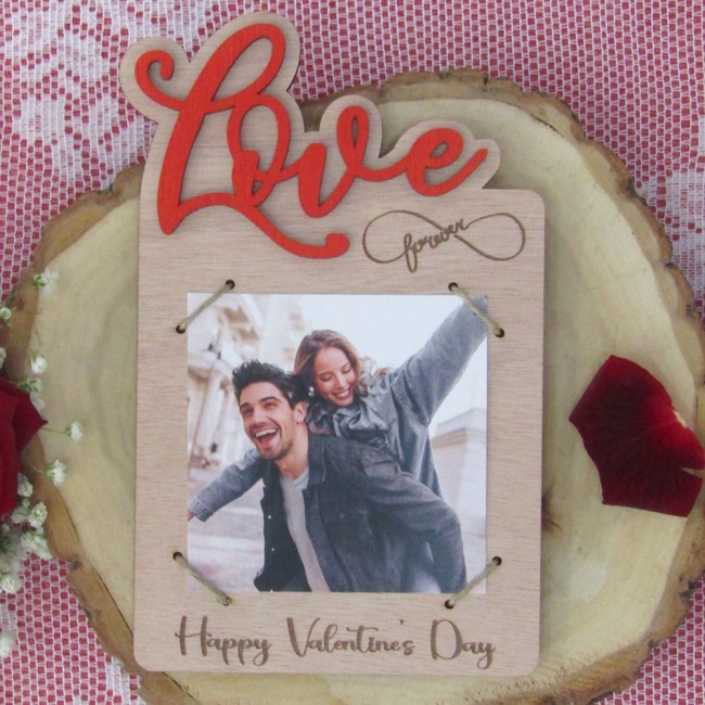 Ξύλινη κορνίζα με μαγνήτη "love"